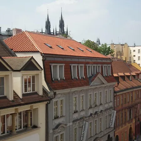 Old Town Spacious Apartment Prague Exterior photo
